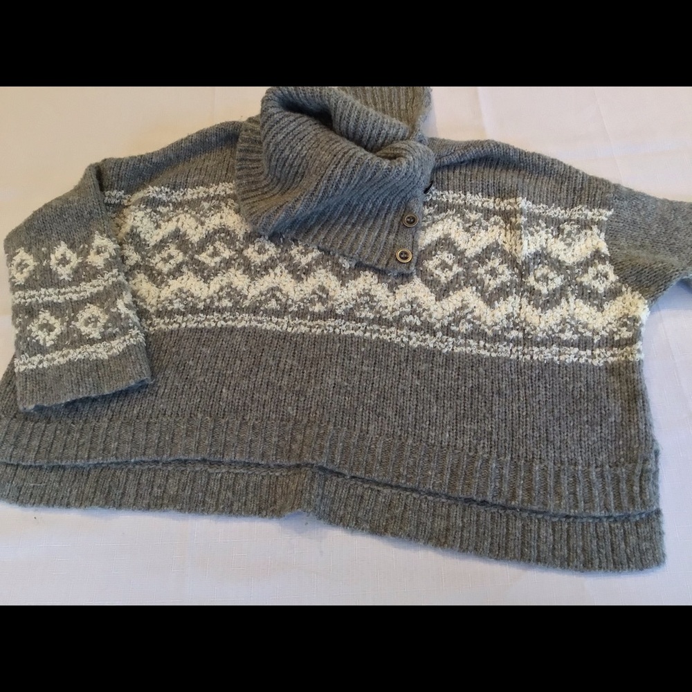Sweater - Picture 2 of 2